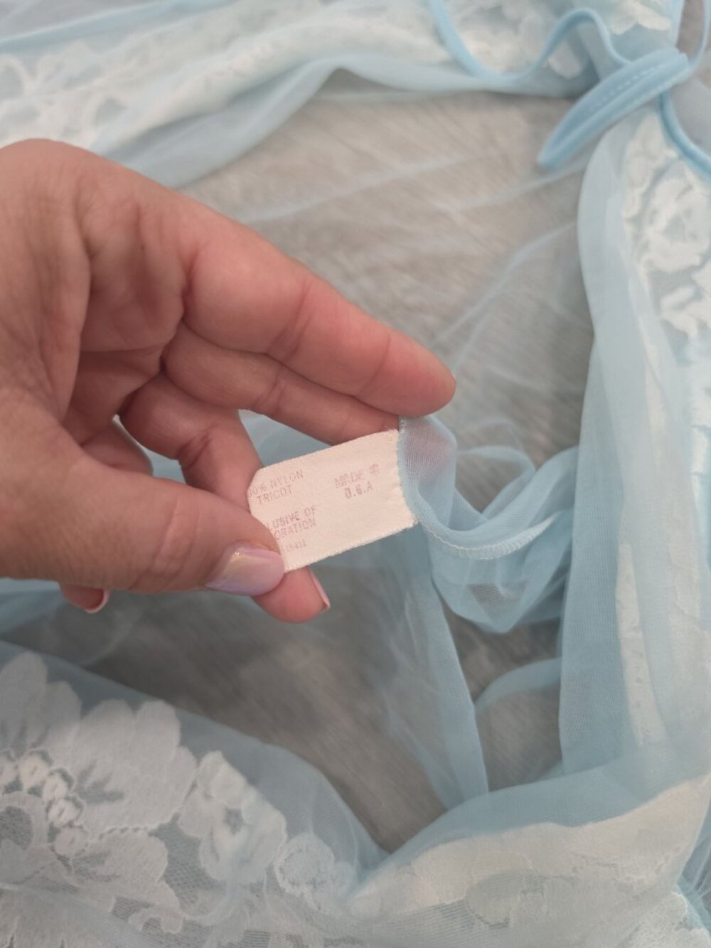 Vintage Sheer Light Blue Lace Trimmed Nightgown with sheer robe Size Medium - Picture 8 of 14
